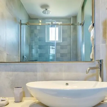 Zefyros Village Hotel 3*