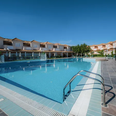 Hotel Zefyros Village