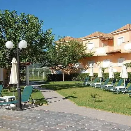 Zefyros Village 3* Áyios Kírikos